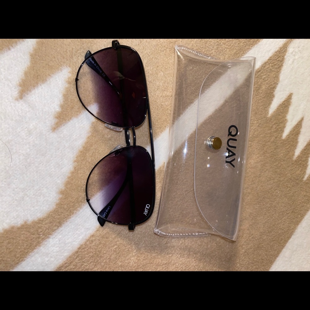 Quay Australia high key minis- never worn!